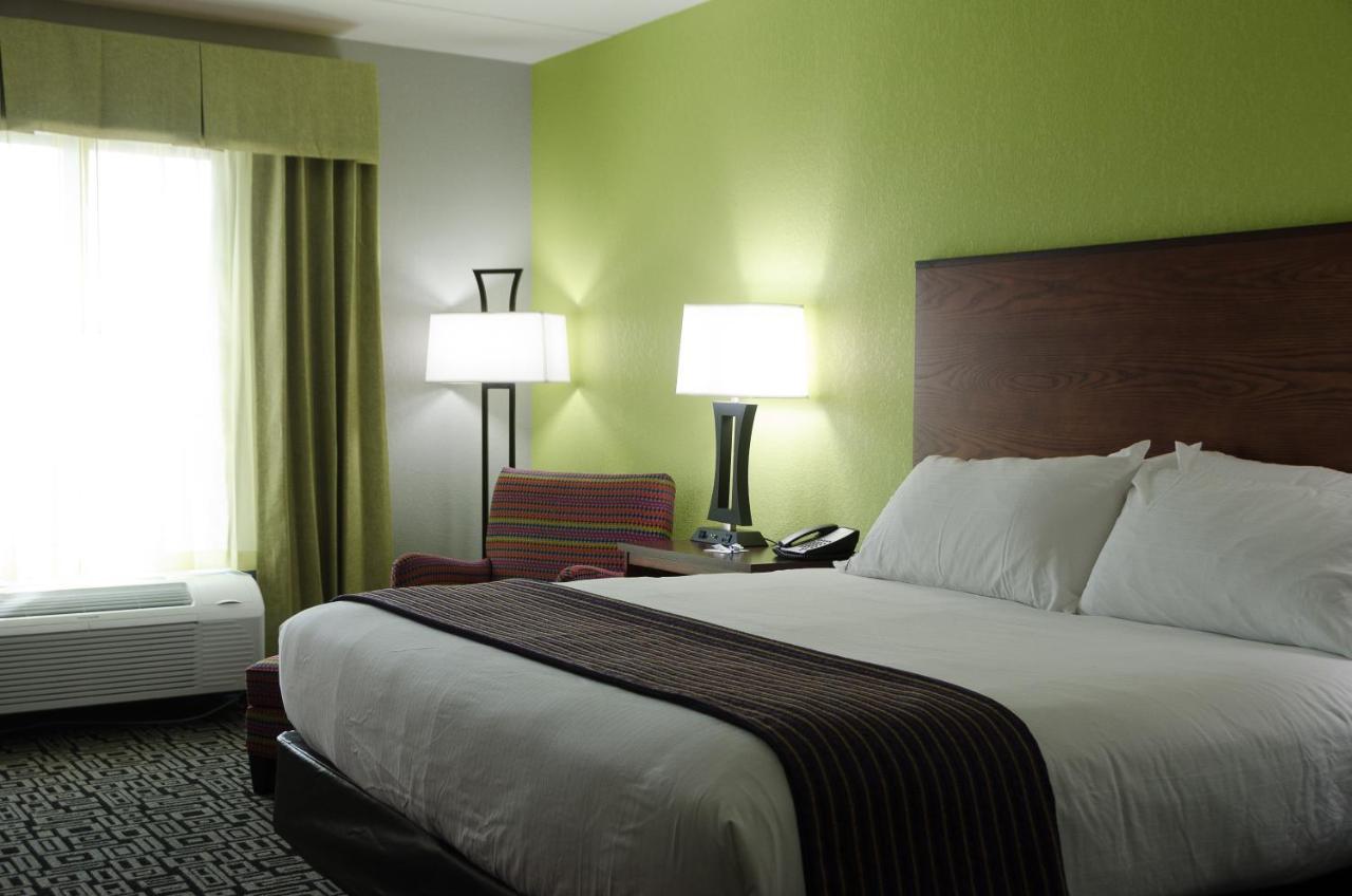 Holiday Inn Express Hickory - Hickory Mart By Ihg Extérieur photo