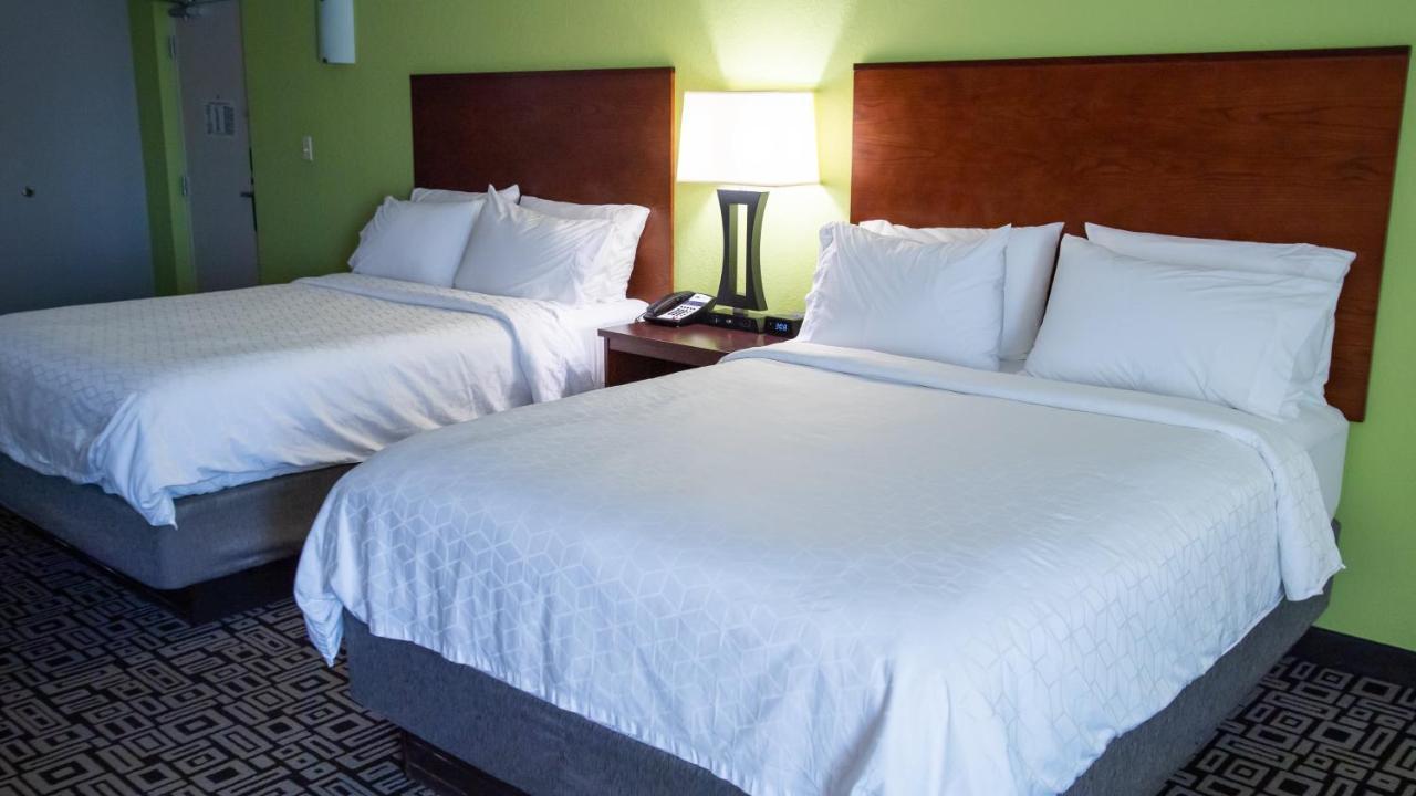 Holiday Inn Express Hickory - Hickory Mart By Ihg Extérieur photo